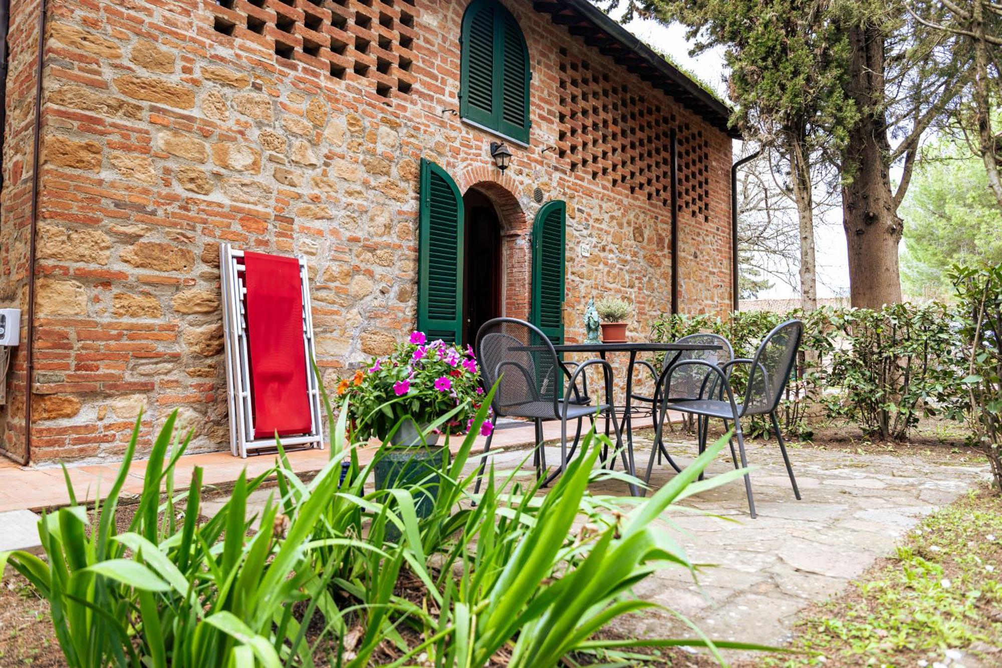 Вилла Borgo Il Poggio Agritourismo Монтайоне Экстерьер фото