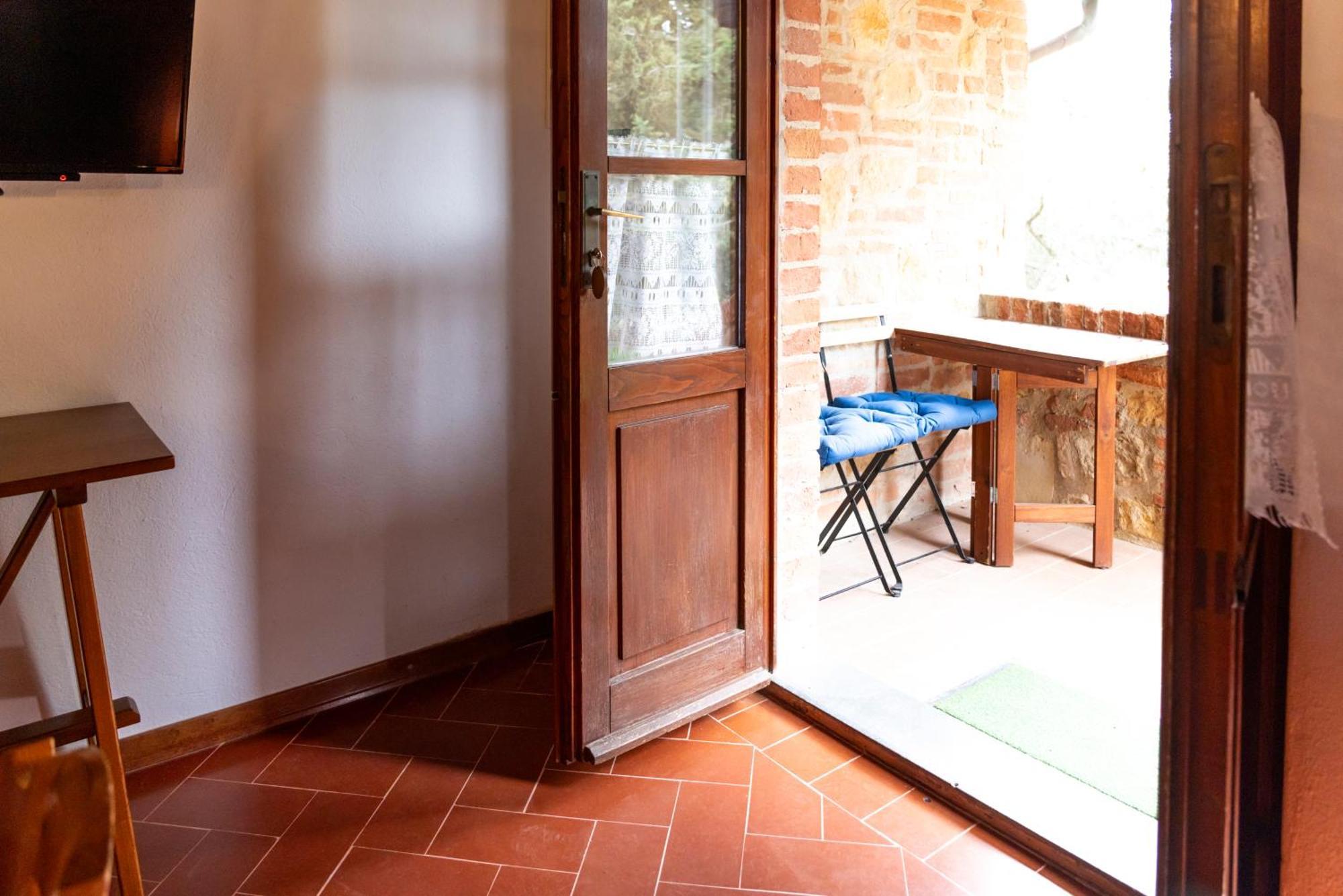Вилла Borgo Il Poggio Agritourismo Монтайоне Экстерьер фото
