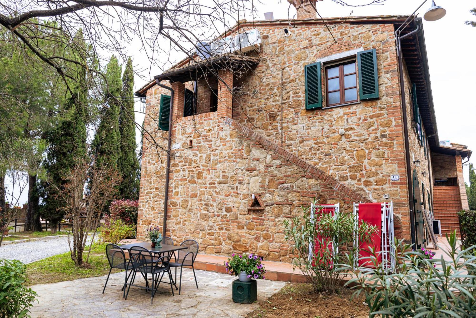 Вилла Borgo Il Poggio Agritourismo Монтайоне Экстерьер фото